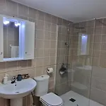 Quiet Beachfront Oasis - Dona Sofia * Фуэнхирола