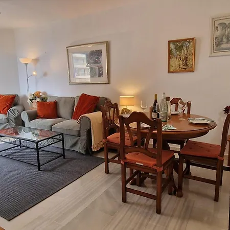 Апартаменты Quiet Beachfront Oasis - Dona Sofia