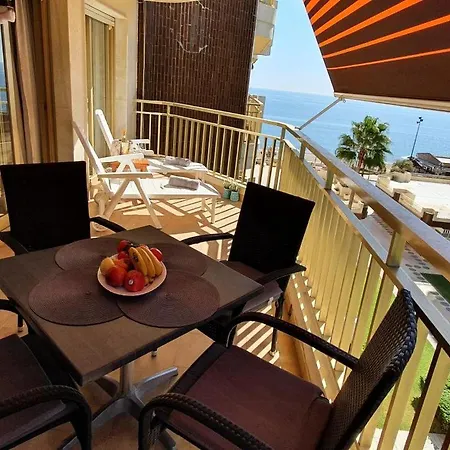 Quiet Beachfront Oasis - Dona Sofia Фуэнхирола