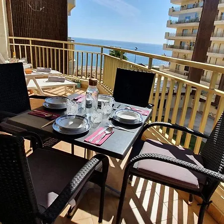 Апартаменты Quiet Beachfront Oasis - Dona Sofia *