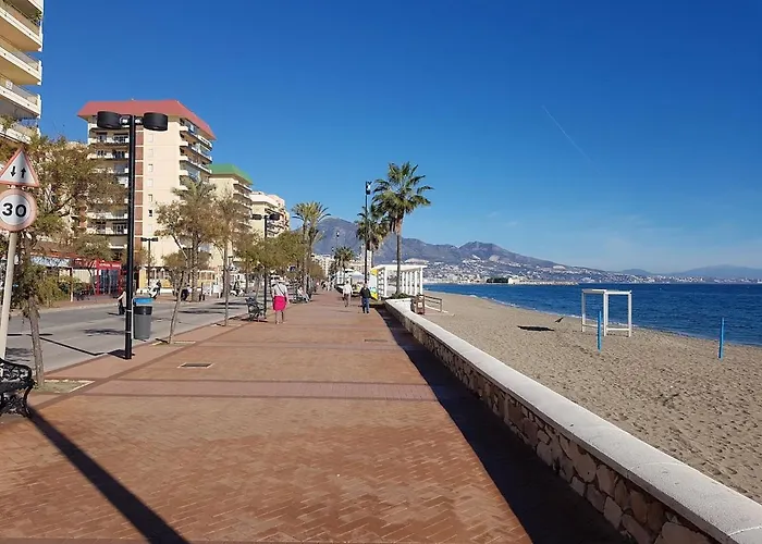 Quiet Beachfront Oasis - Dona Sofia * Fuengirola